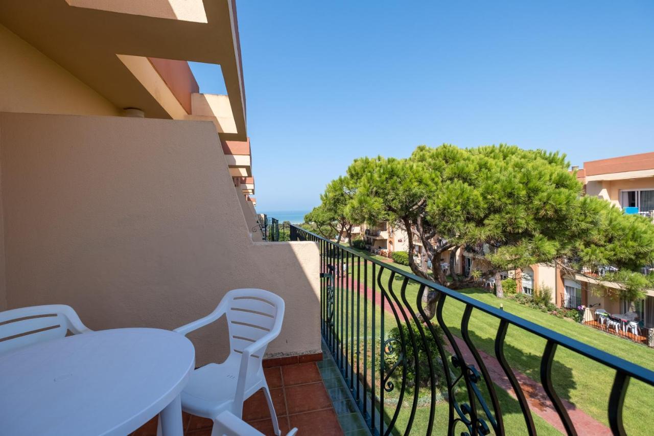 Aparthotel Las Dunas Chiclana de la Frontera Exterior photo