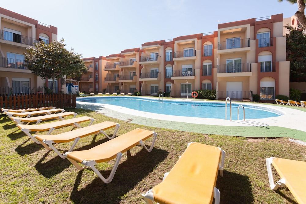 Aparthotel Las Dunas Chiclana de la Frontera Exterior photo