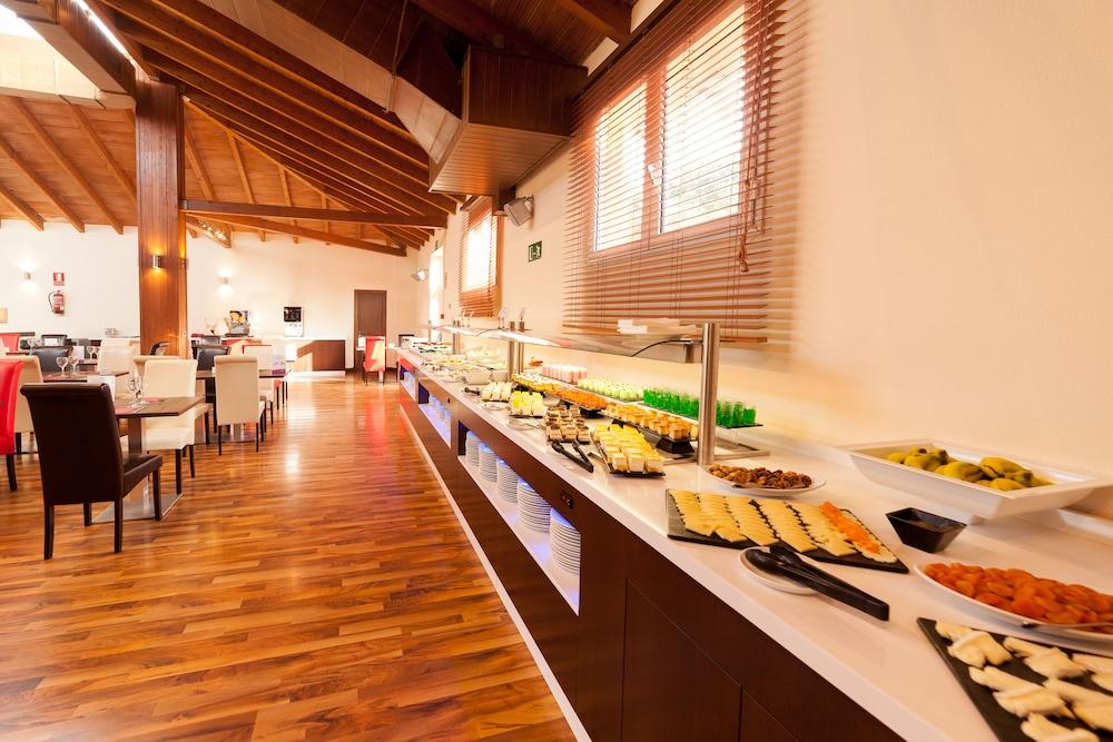 Aparthotel Las Dunas Chiclana de la Frontera Exterior photo