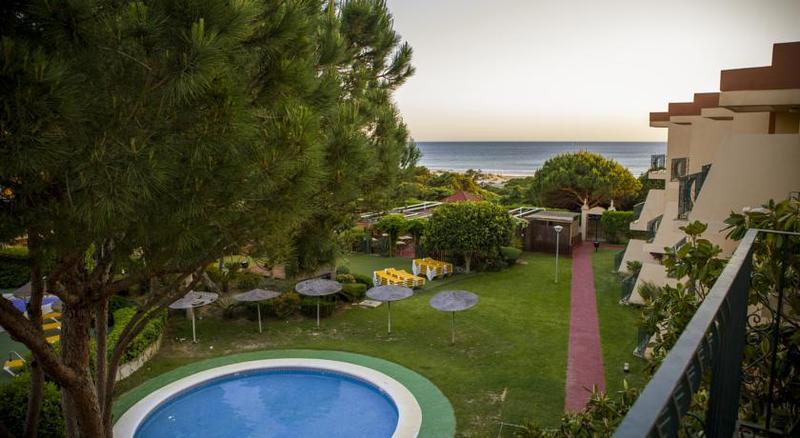 Aparthotel Las Dunas Chiclana de la Frontera Exterior photo